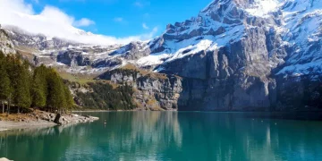 Can You Truly Experience a ‘Digital Detox’ in the Swiss Alps?