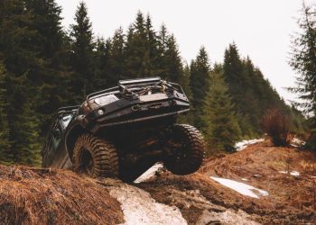 Why Are Hypoid Gears Still Dominating Off-Road Powertrains—Is There an Alternative?