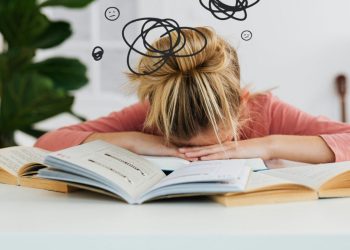 Can Visual Density Influence Our Perception of Complexity?