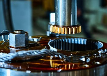 Could Self-Lubricating Composite Gears Replace Metal in High-Load Industrial Systems?