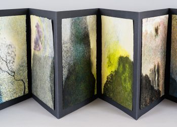 Can a Story Exist Without a Beginning or End?