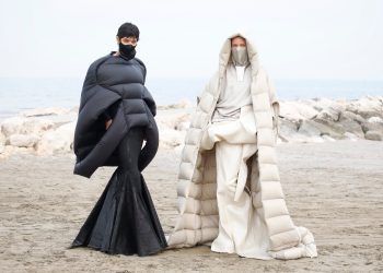 Can Fashion as Art Challenge Visual Design Norms?