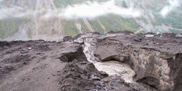 Why Do Volcano Researchers Keep Returning to This Silent Lava Field?