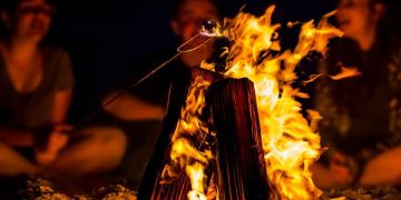 Do Stories Have a Dark Side?