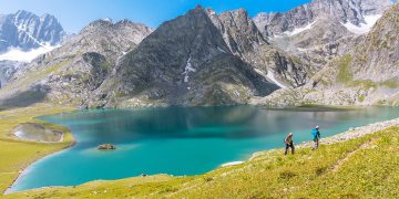 Why Do Some Trails Become Legends Among Hikers?